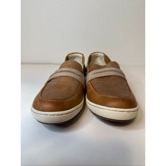 Taos Upward Tan Leather Slip On Loafers Size 7.5 - Picture 2 of 10